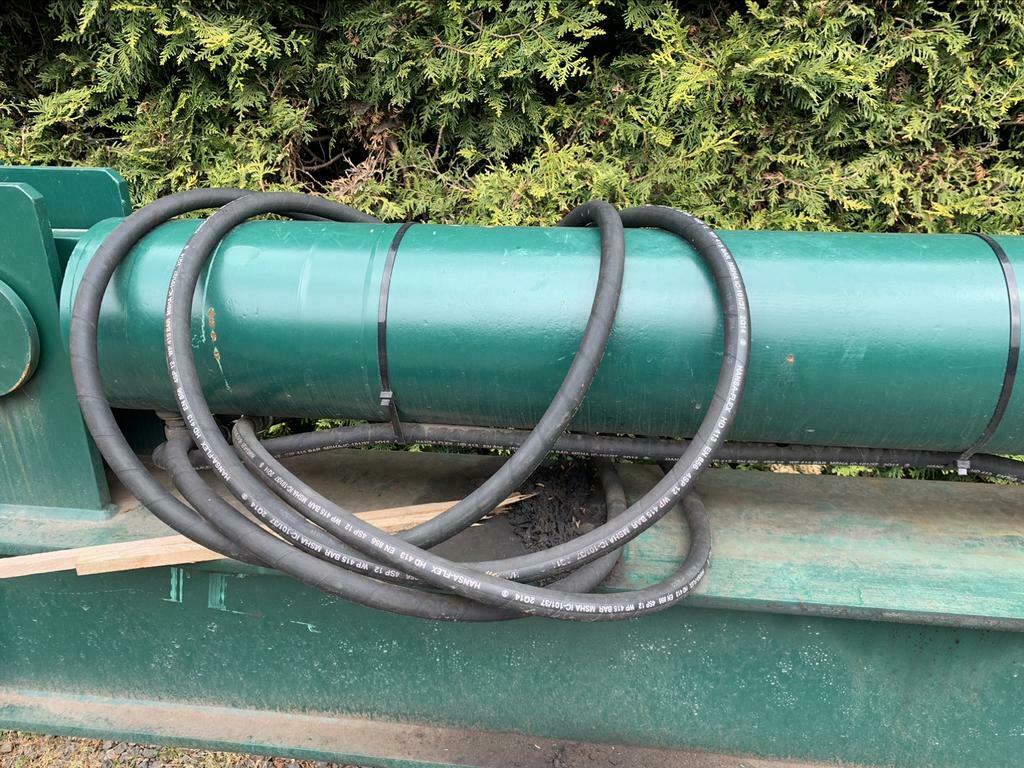 Gebruikt Houtkloofmachine 80 ton