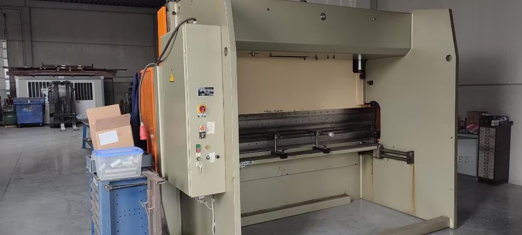 Used Safan UCK 110/3100 I Press Brake I 1994