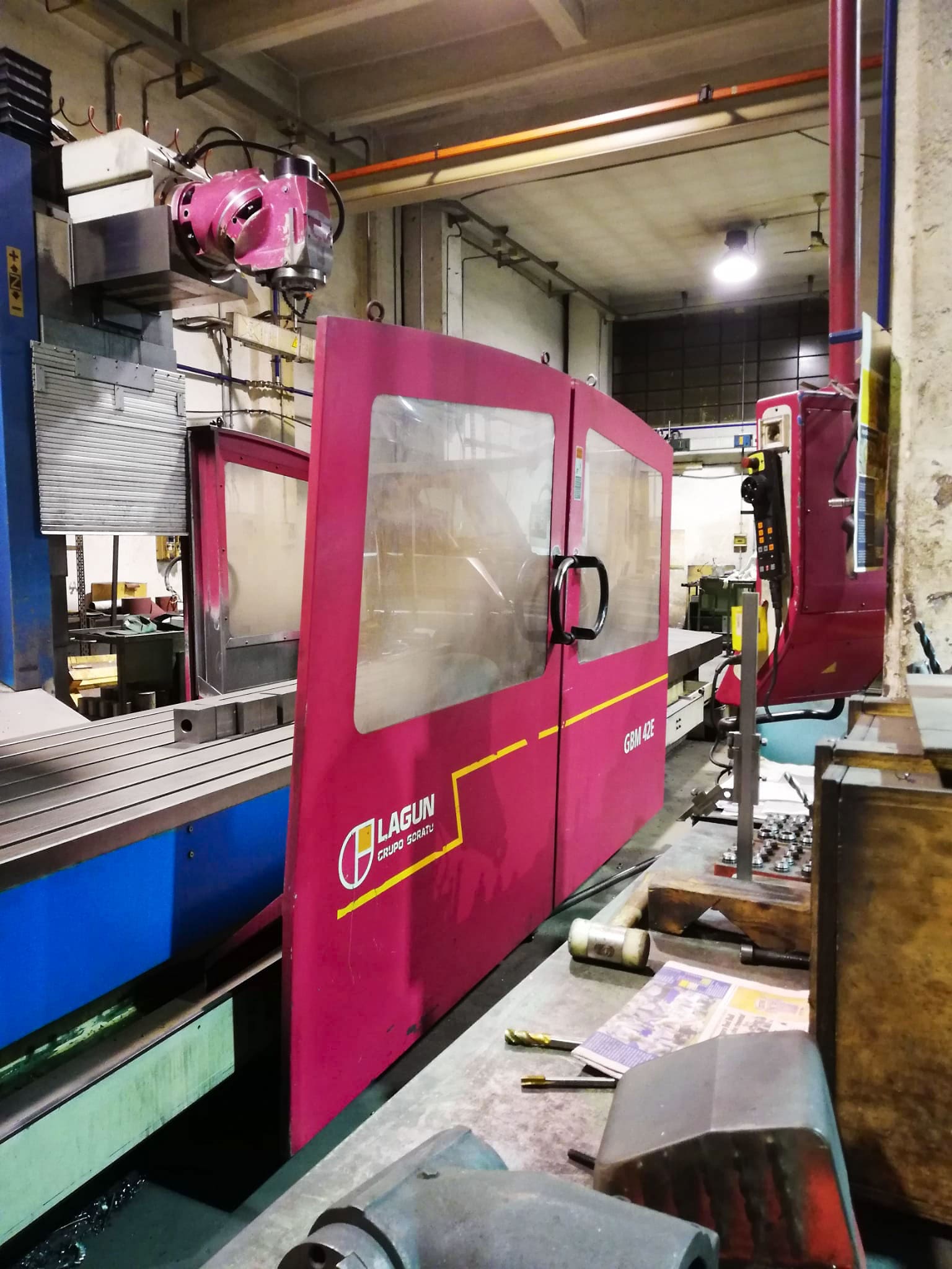 Gebruikt Lagun GBM 42E - CNC Frezen - 2005