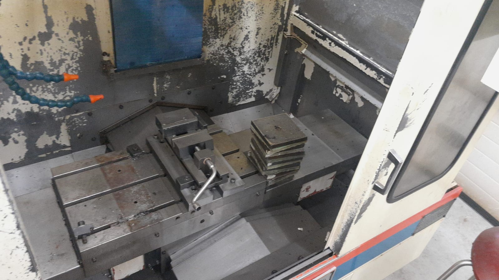 Used Takisawa MAC-V1E I Vertical Machining Center