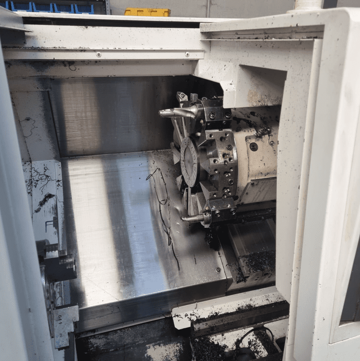 Gebruikt Okuma Genos L250E - CNC Draaibank - 2017