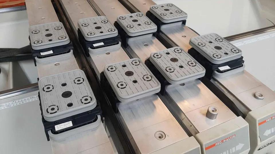 Usado Centro de Mecanizado CNC Holzher Pro-Master 7123 I