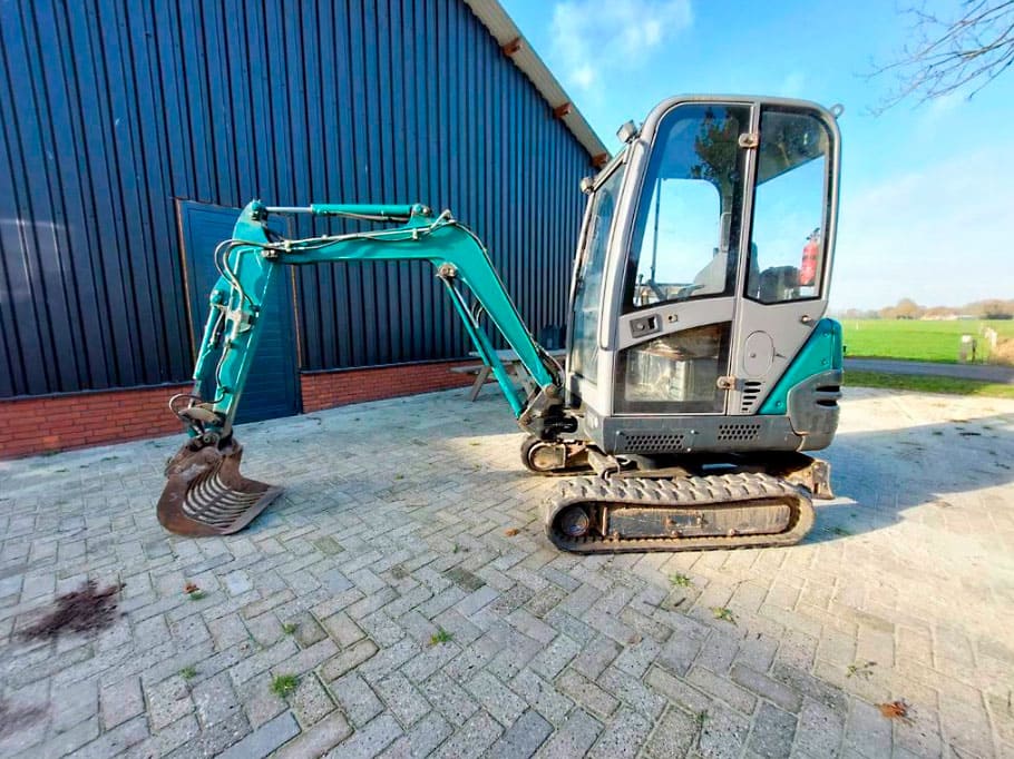 Used Hitachi ZX18 - Mini Excavator - 2007