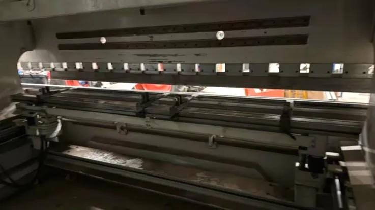 Gebruikt LVD PPNMZ 220/40 MNC I Persrem