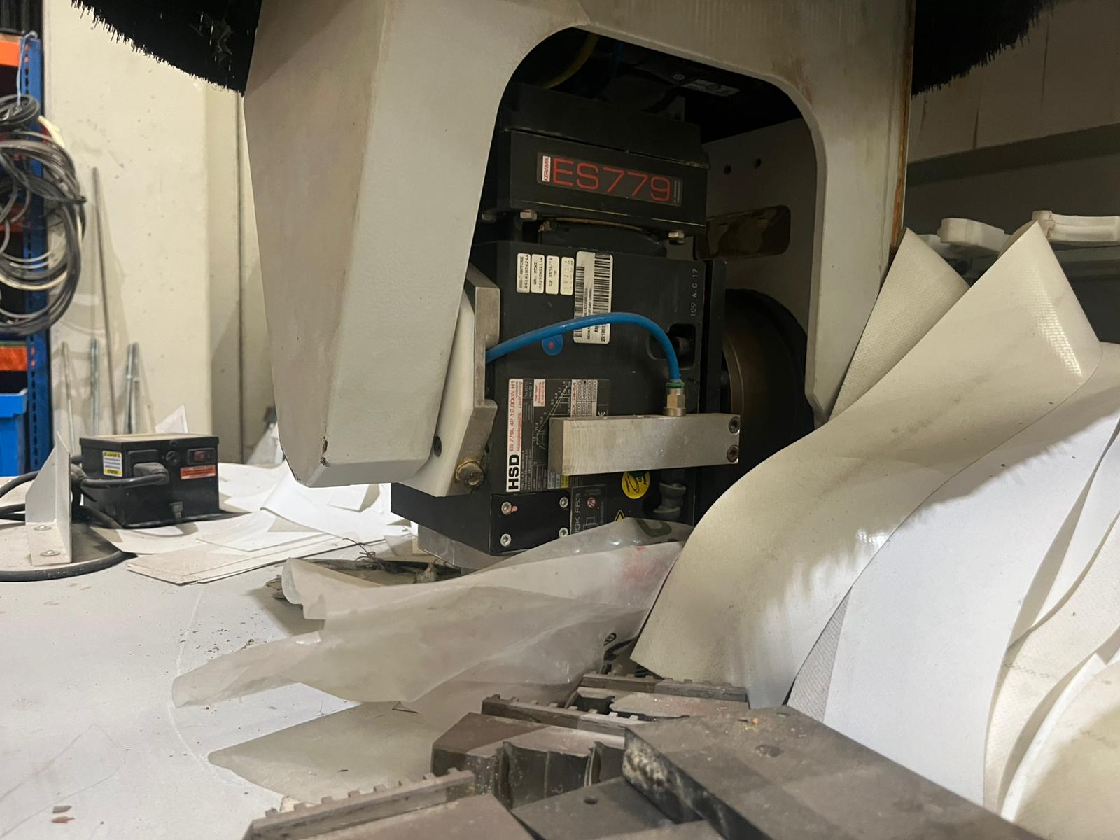 Used Cosmec Conquest 255 5A I CNC Machining Center