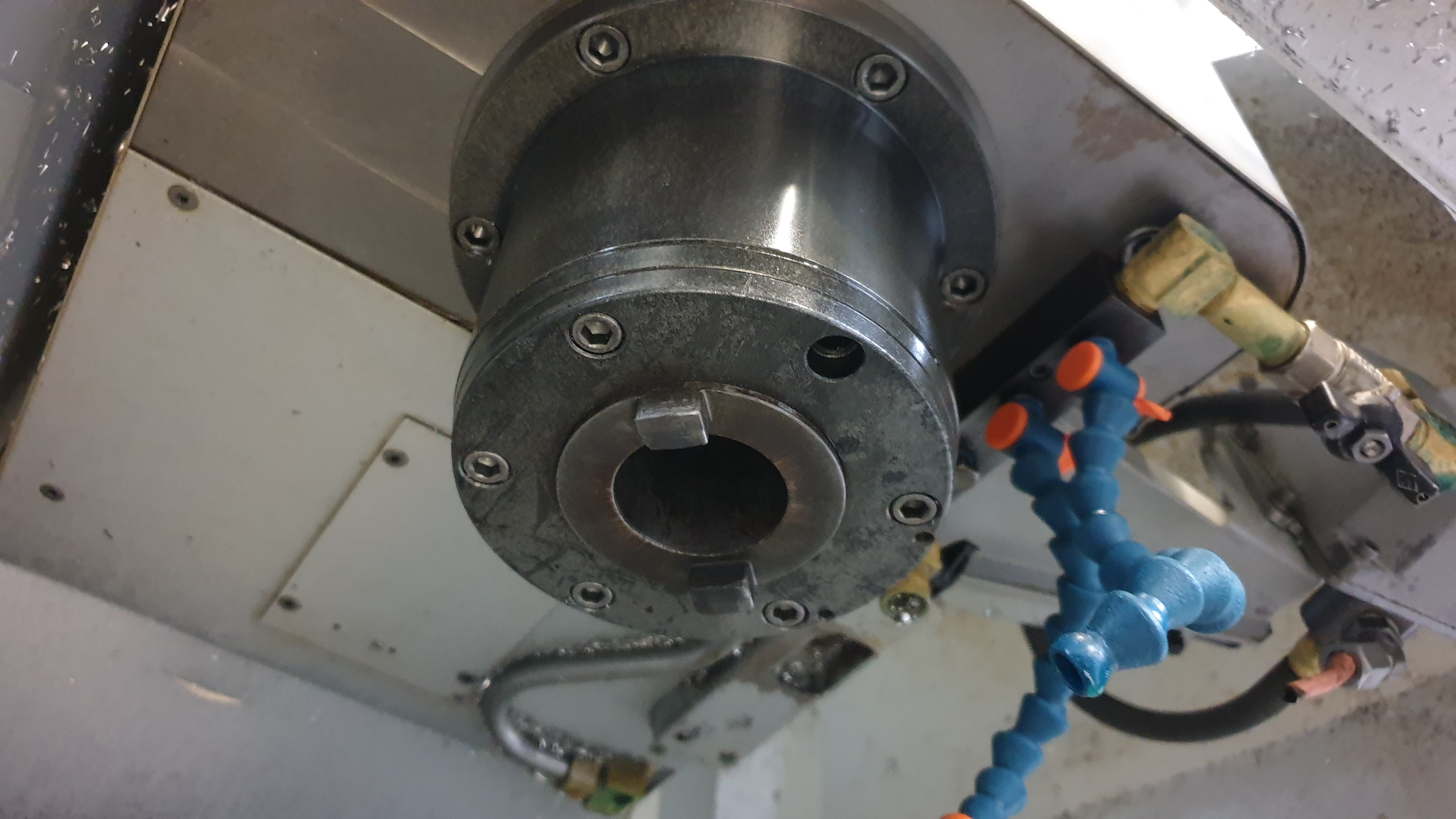 Used HAAS VF 3 BHE - VMC