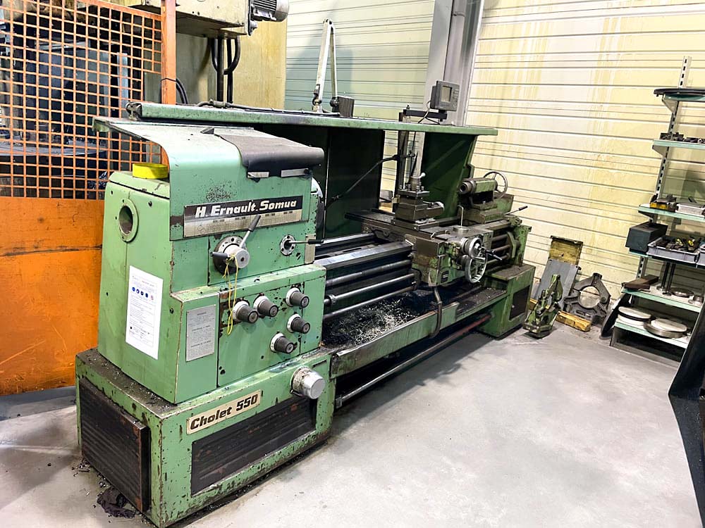 Usado Ernault Somua Cholet 550 - Torno