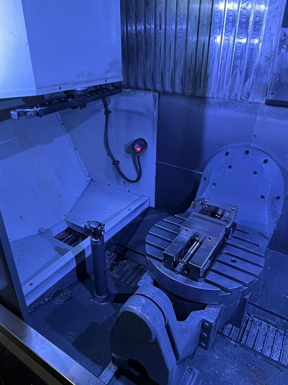 Used Haas UMC 750 I Vertical Machining Center I 2020
