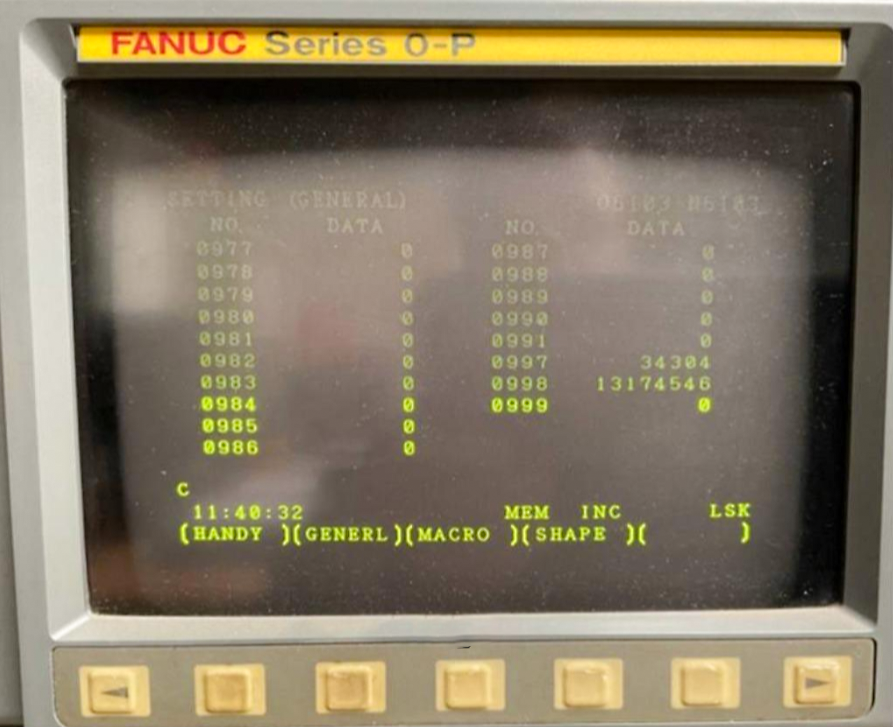 Gebruikt Murata Wiedemann Centrum 2500 - Ponsmachine - 1999