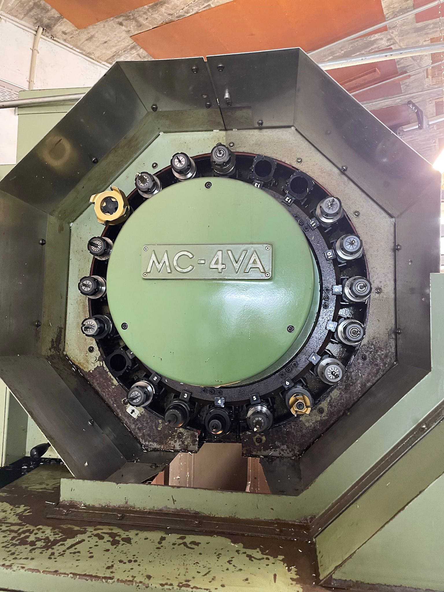 Gebruikt Okuma MC-4VA - Verticaal bewerkingscentrum