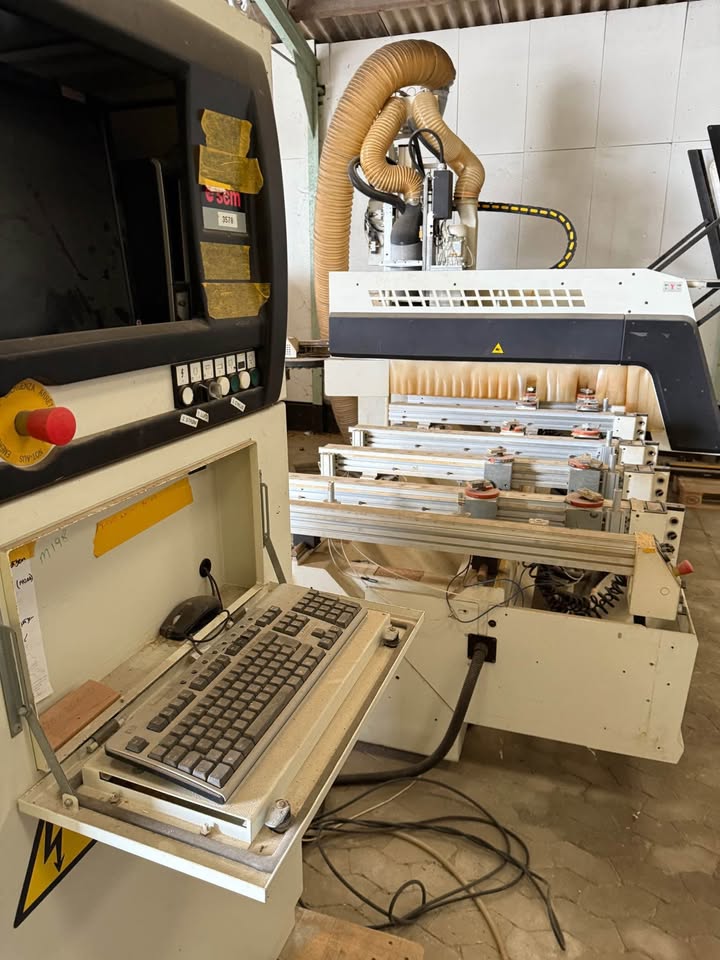 Used SCM Record 110 TV I CNC Machining Center I 2004