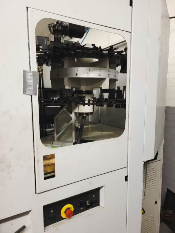 Used Mikron UMS 900 - Vertical Machining Center - 1998