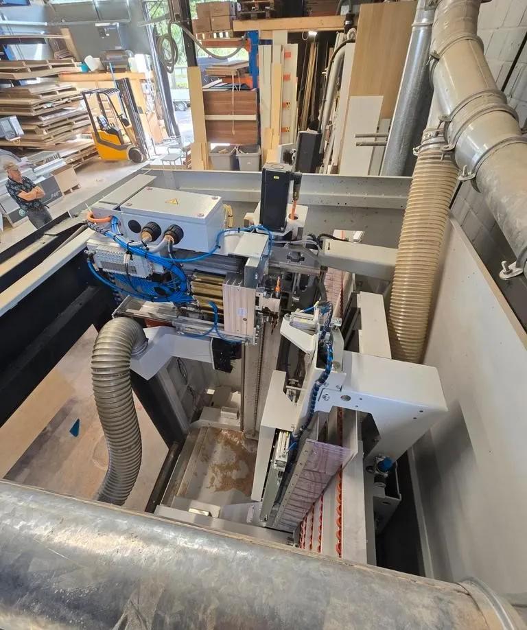 Usado Centro de Mecanizado CNC Holzher Evolution 7405 I