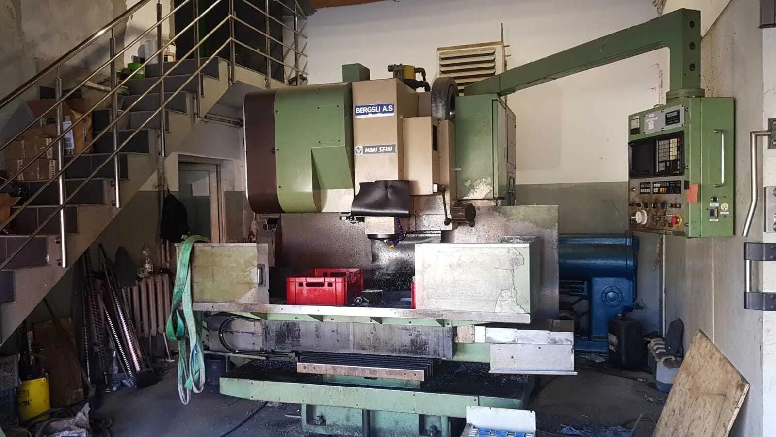 Usado Okuma MC 4 VA + Okuma MC 5 VA + Mori Seiki MV-35/40