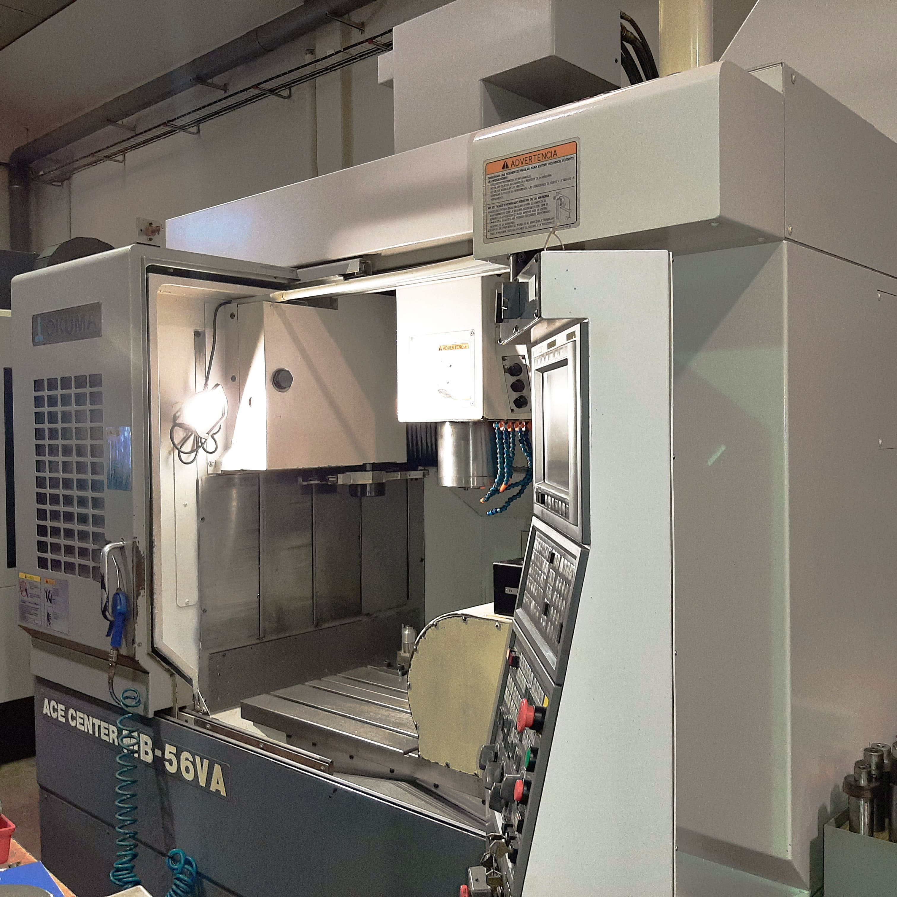 Gebruikt Okuma MB 56 VA - CNC Verticale machine - 2004
