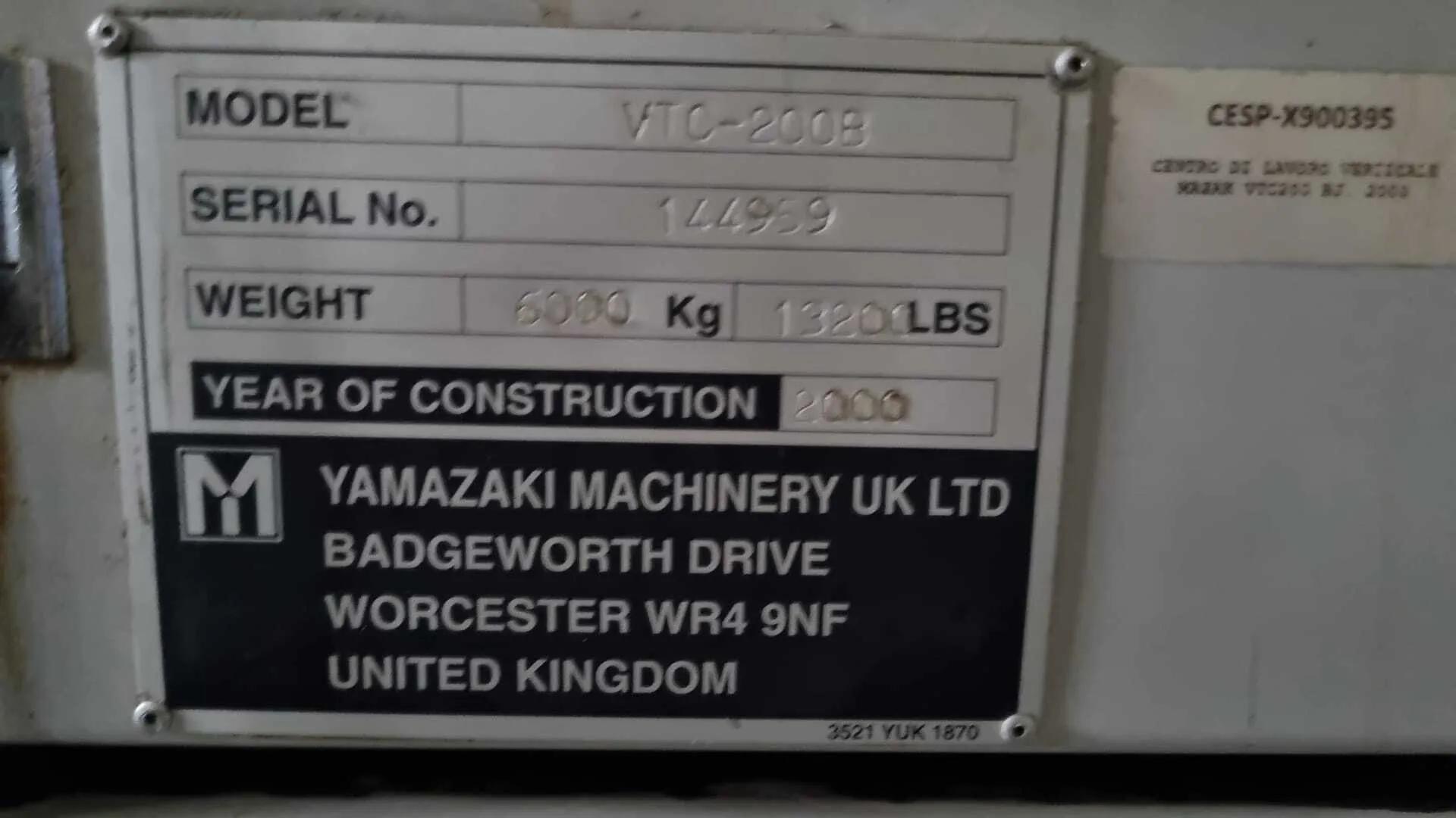 Usado Centro de Mecanizado Vertical Mazak VTC-200 B I