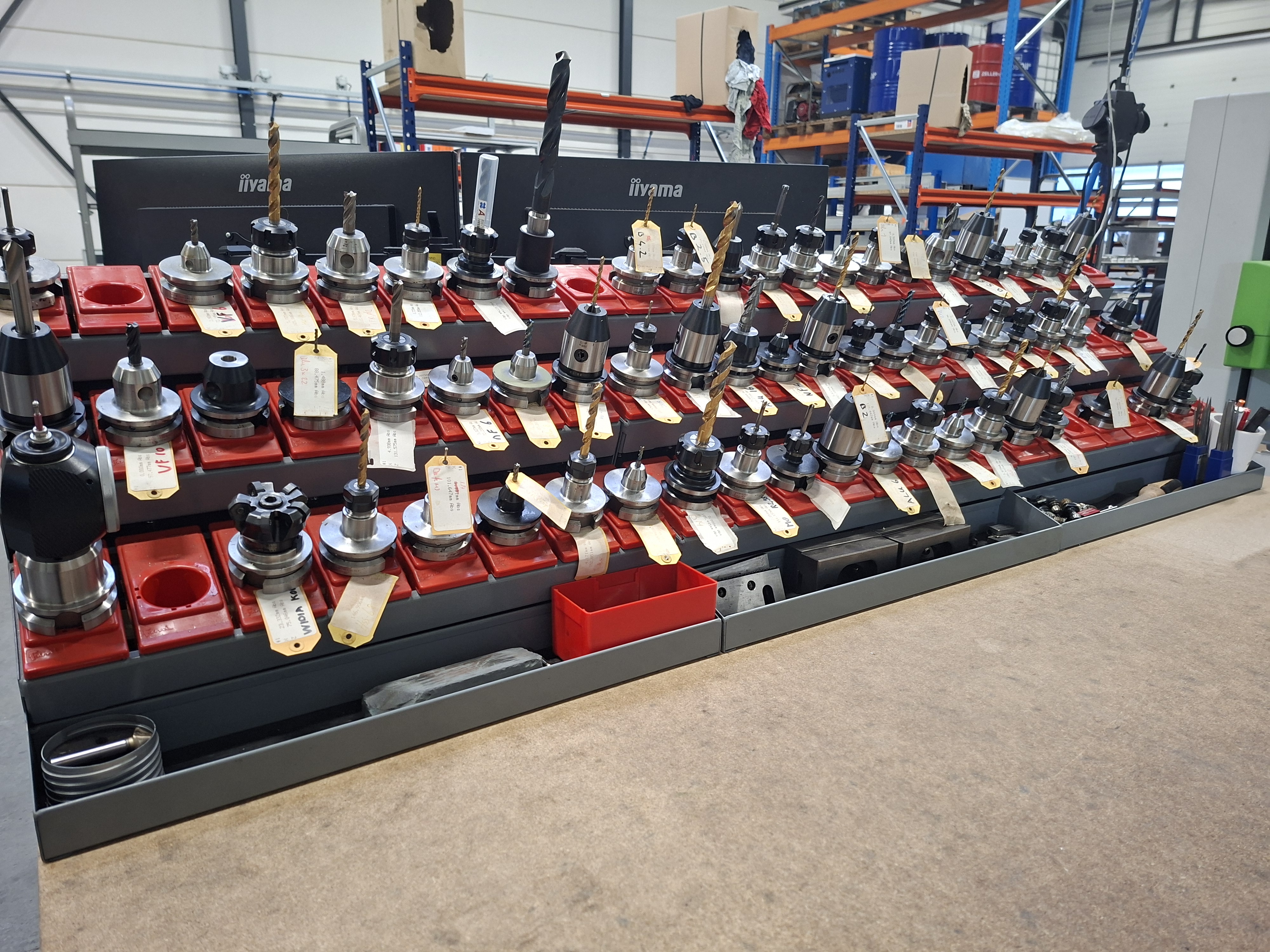 Used Bridgeport VMC 500/16 I Vertical Machining Center I 1999