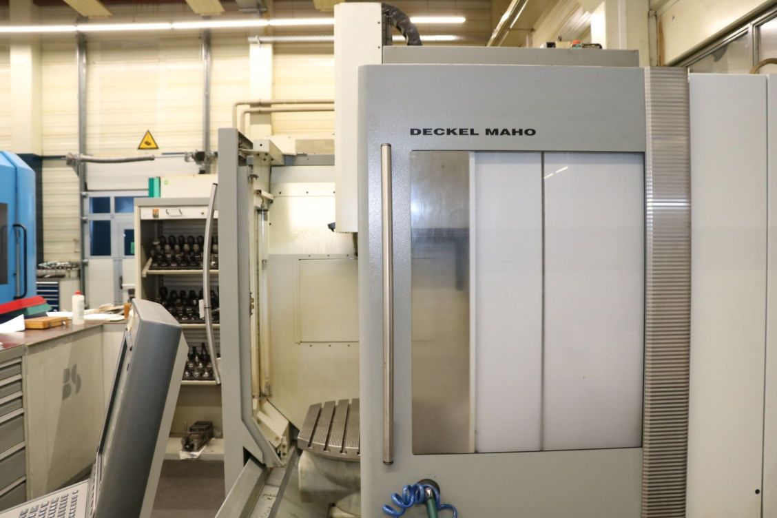 Used Deckel Maho DMU 70 I Vertical Machining Center I 2007