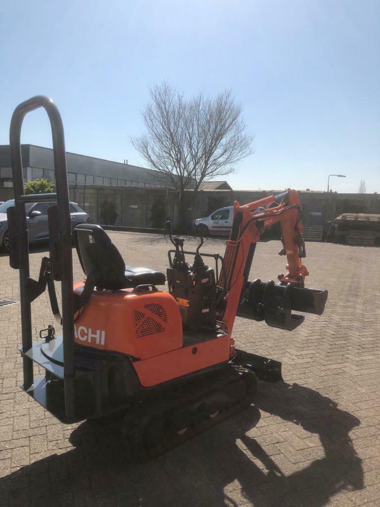 Gebruikt HITACHI AX08-3