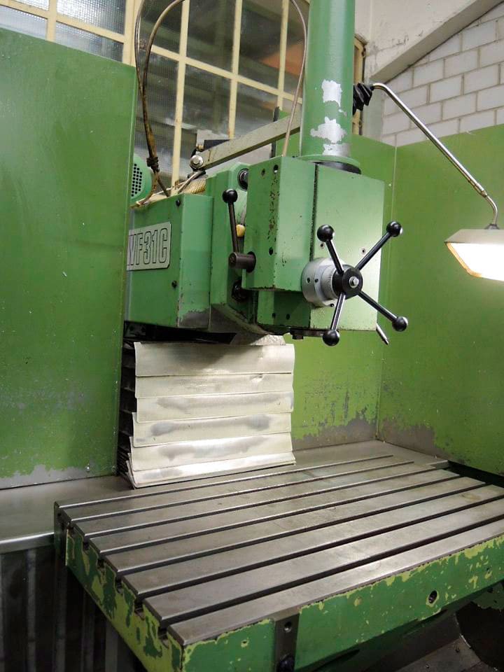 Gebruikt Mikron WF 31C - Verticale freesmachine - 1988