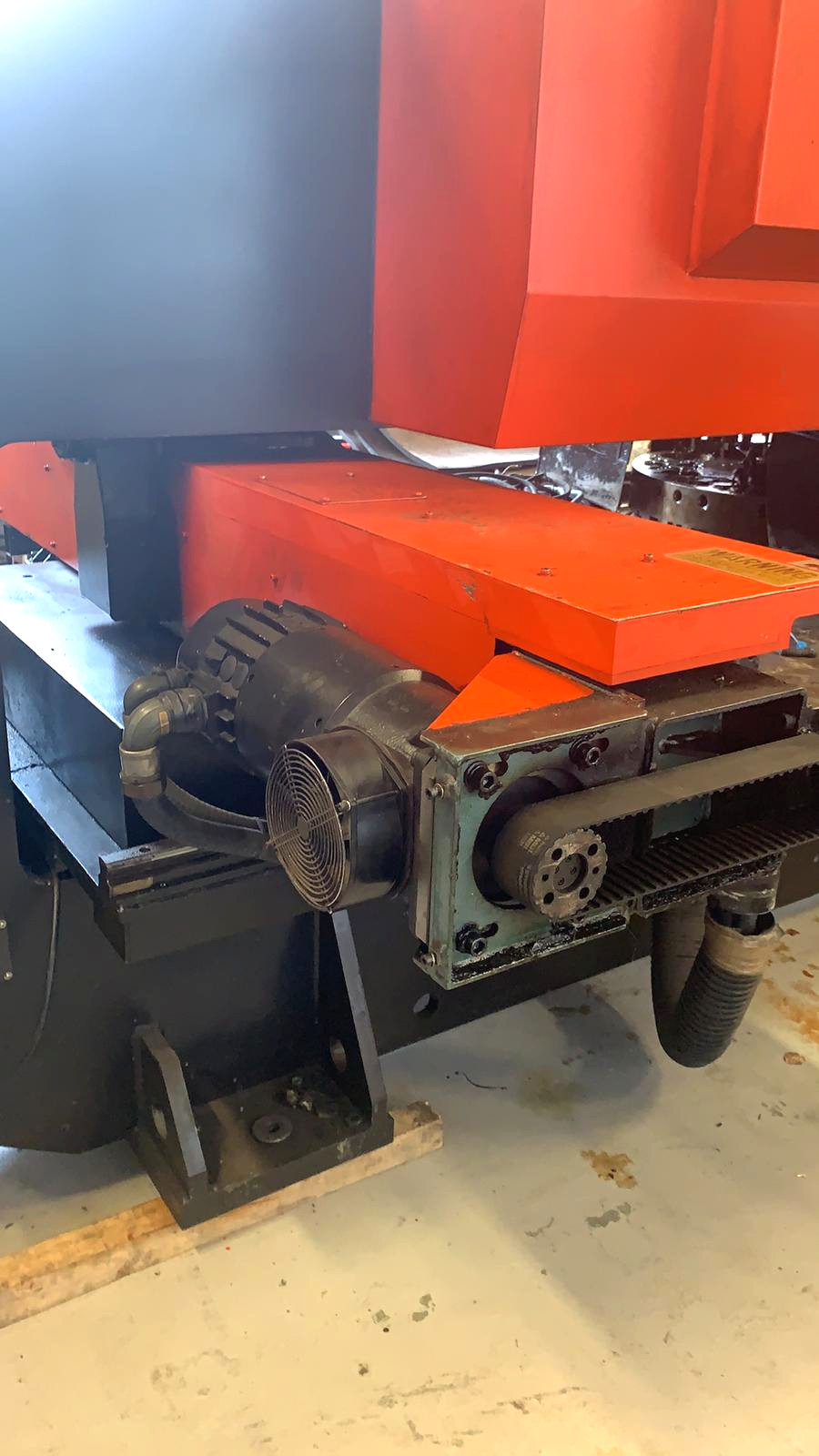 Gebruikt Amada Pega 344 Q I Punching Machine I 1985