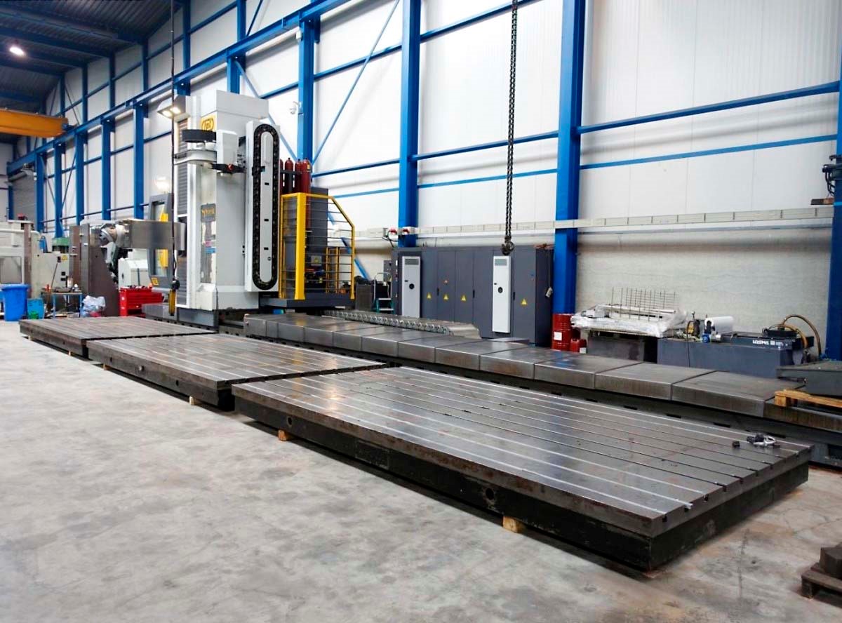 Usado FPT Spirit 130 - Fresadora de bancada - 2012