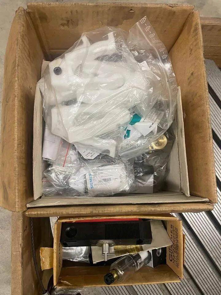 Usado Centro de Mecanizado Vertical Deckel Maho DMU 80T I