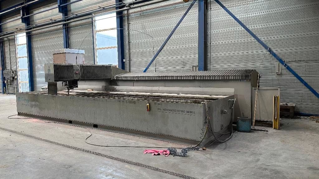 Used Flow Waterjet 714000-1 I Waterjet Cutting I 2010