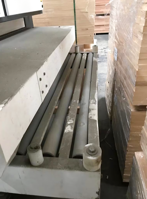 Gebruikt Timesavers 33 Serie 150 WW I Wide Belt Sander I 2004