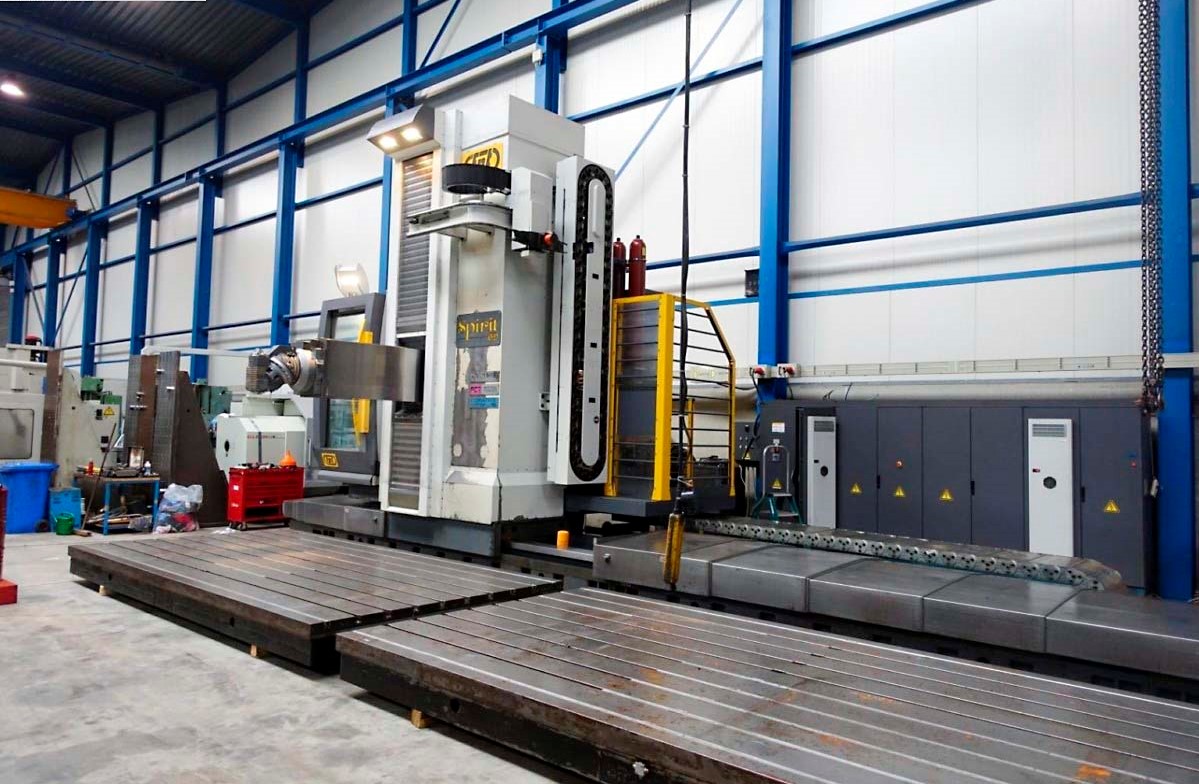 Usado FPT Spirit 130 - Fresadora de bancada - 2012