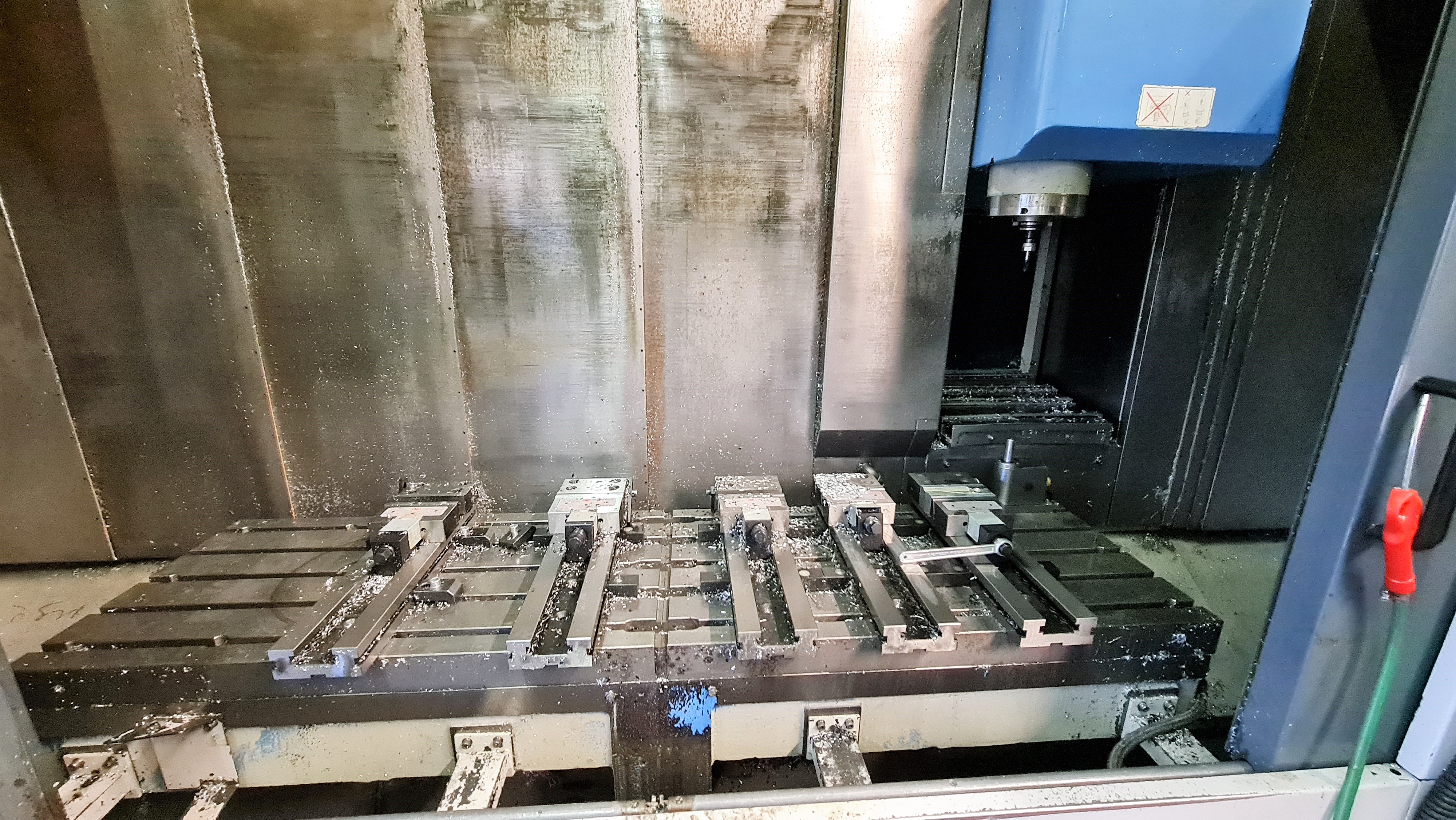 Gebruikt MAZAK VTC 200 C - Verticale bewerkingscentra - 2000