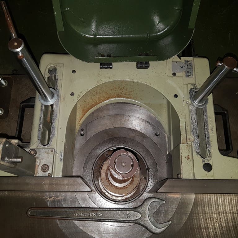 Gebruikt SCM T 150 - 1995