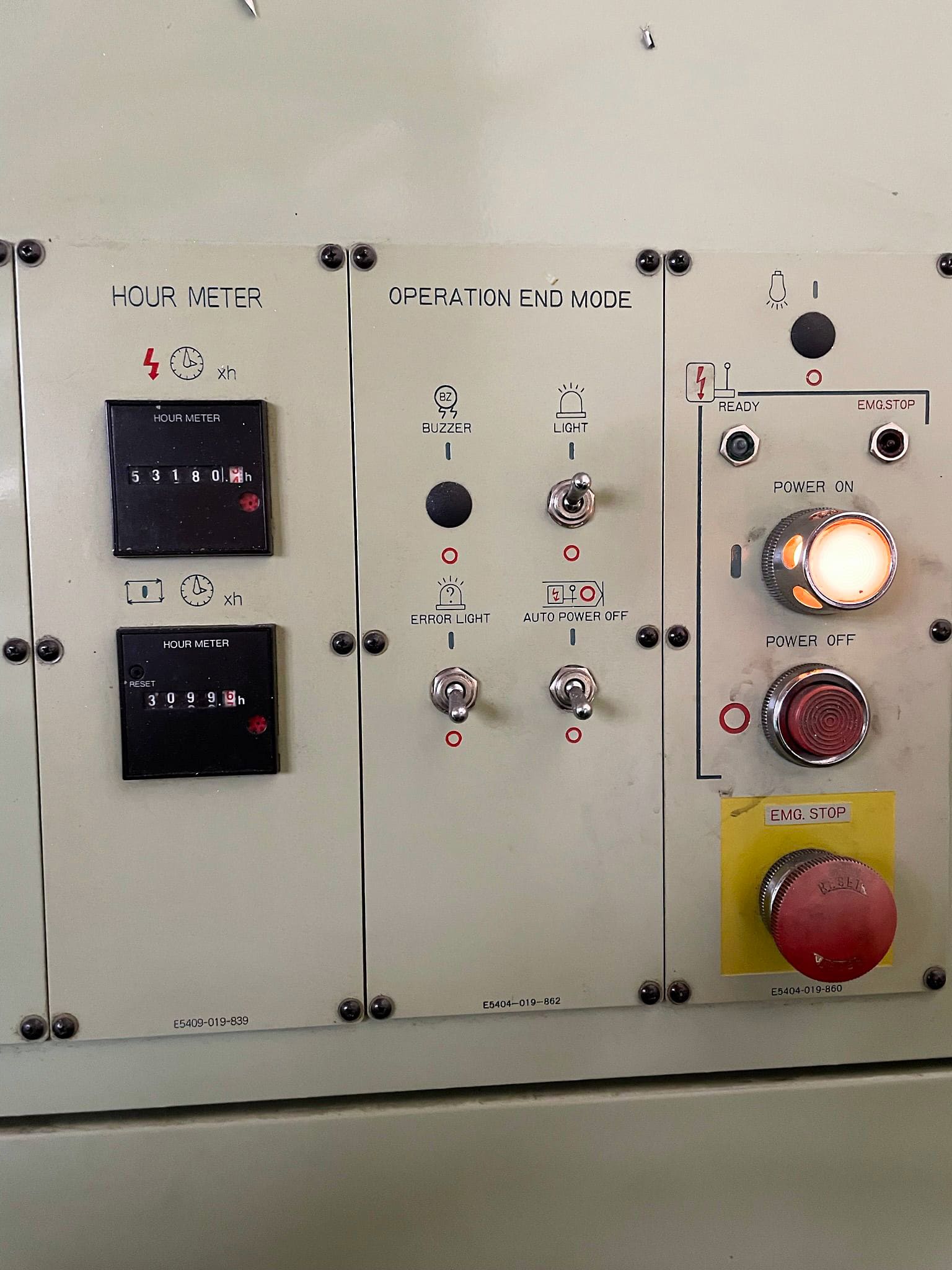 Gebruikt Okuma MC-4VA - Verticaal bewerkingscentrum