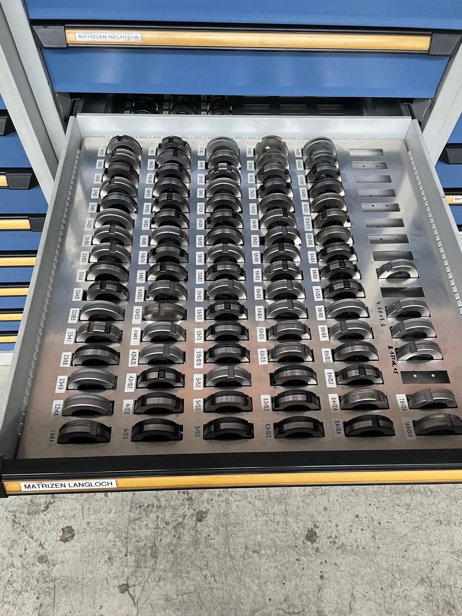 Usado Trumpf Trumatic 600L I Perforadora Láser