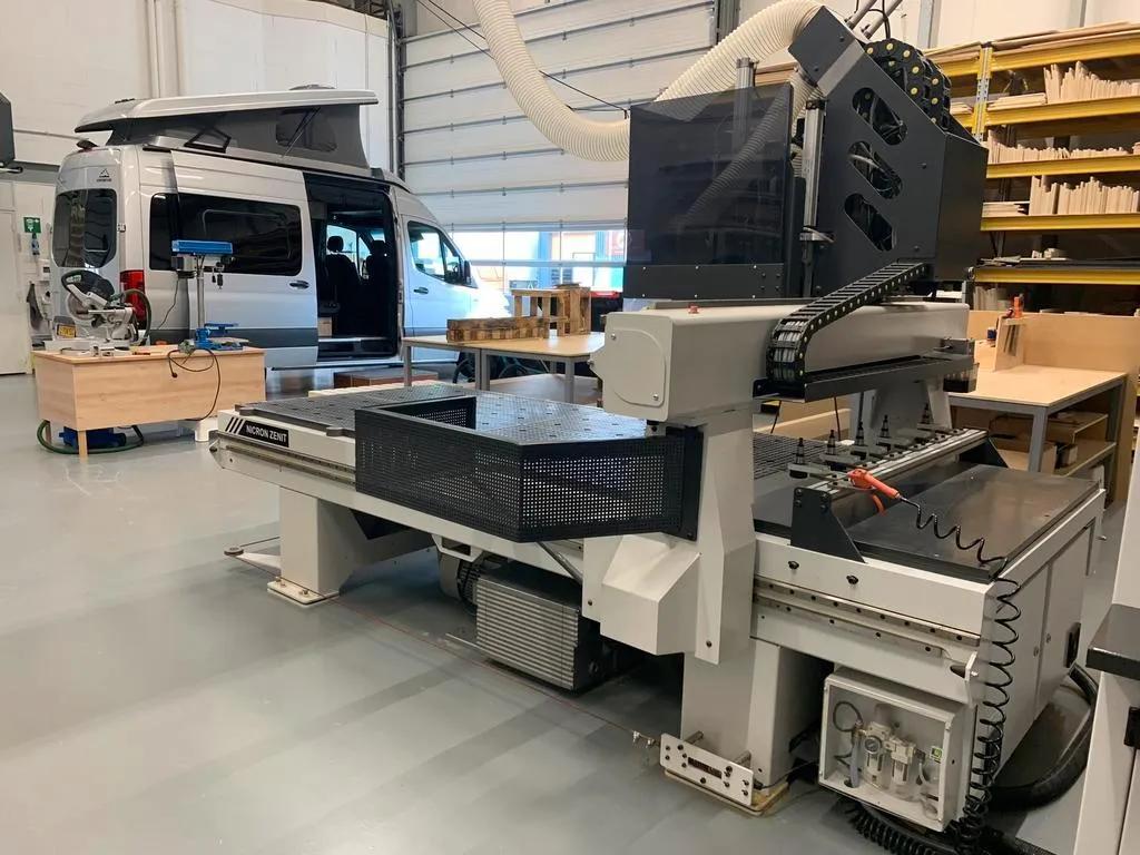 Usado Máquina de anidación Comeva Nicron Zenit 13/26 I