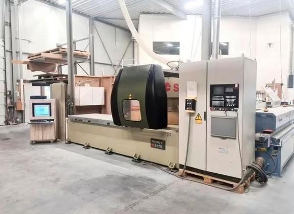 Used SCM Record 2 I CNC Machining Center