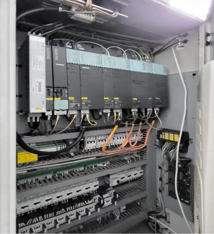 Gebruikt Spinner U5-620 I Verticale Bewerking Center