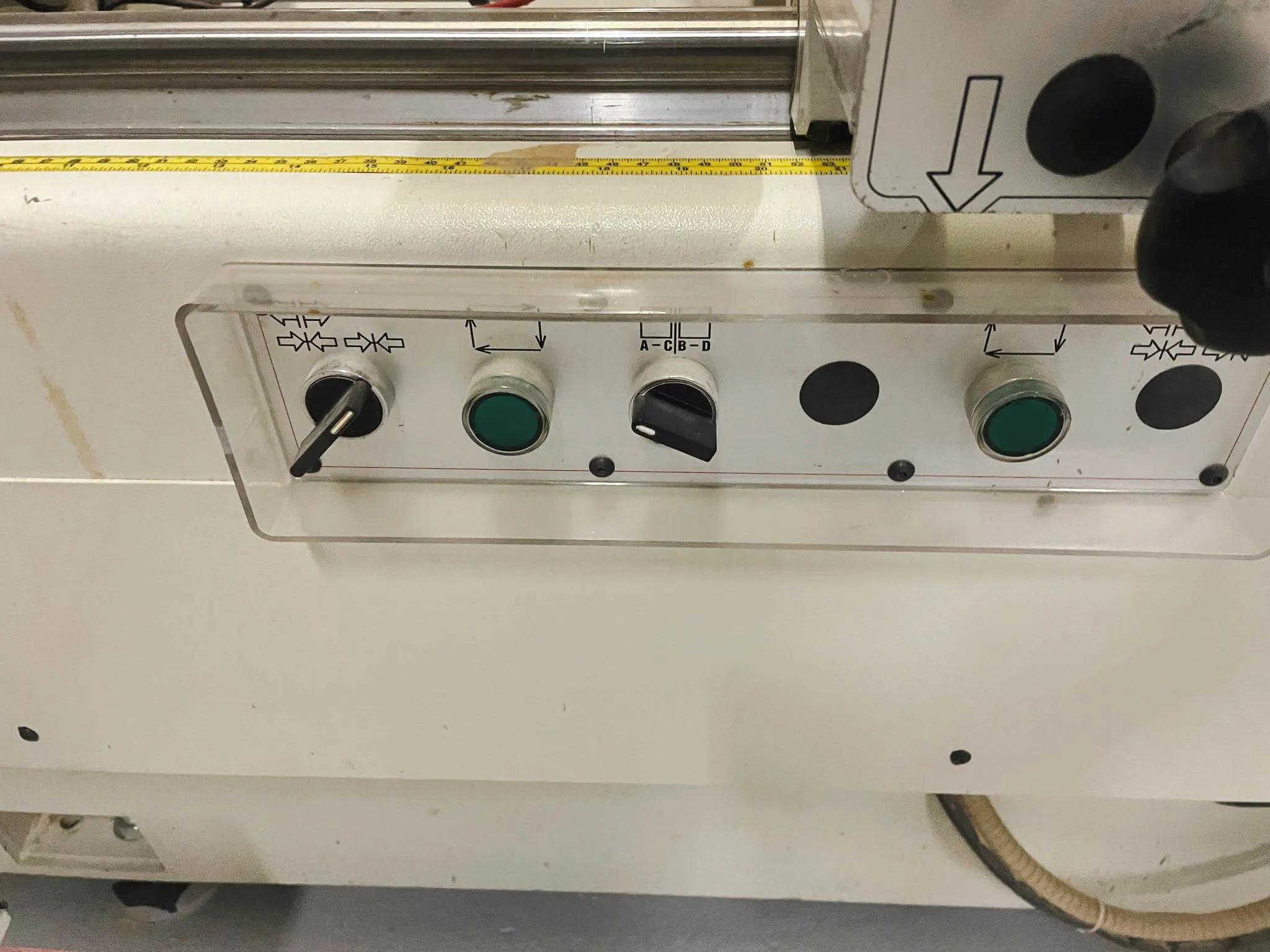 Used SCM Tech 80 I CNC Machining Center