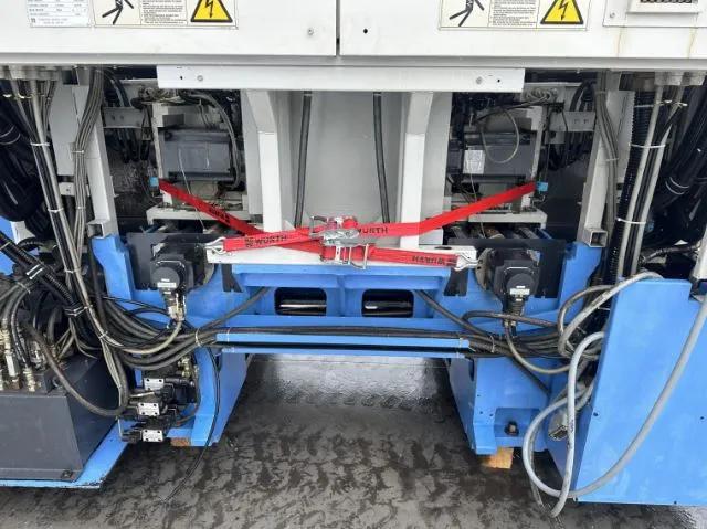 Used 2000 Mazak Multiplex 6200