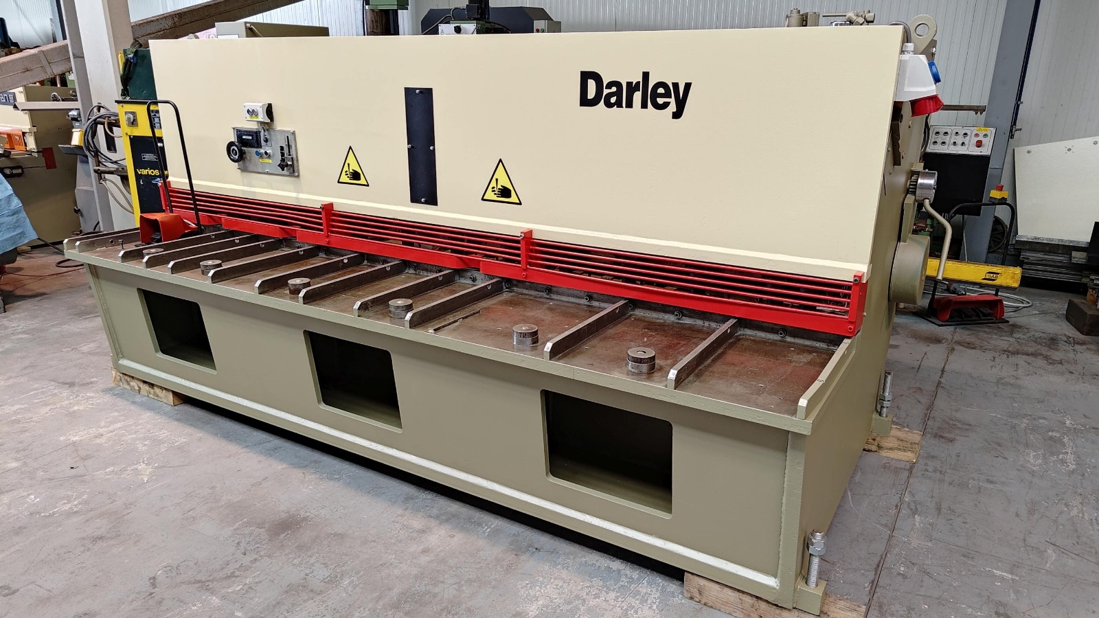 Used Darley GS 3000X10 I Hydraulic Shear I 1979