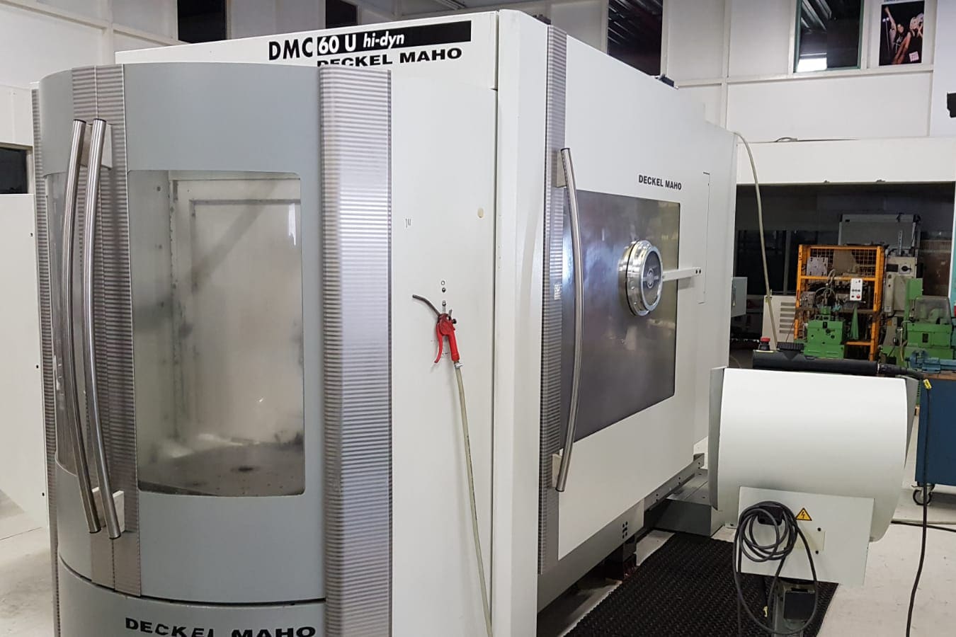 Usado 2001 DECKEL DMC 60 U HI-DYN