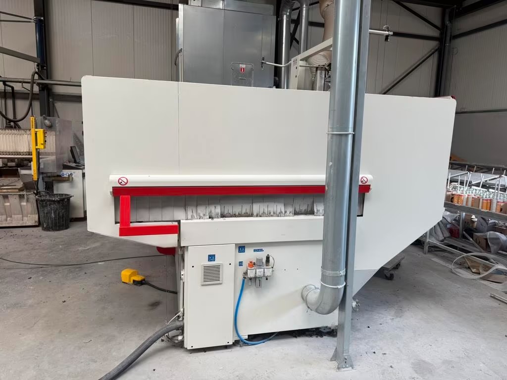 Used SCM Tech Z1 I CNC Machining Center I 2013