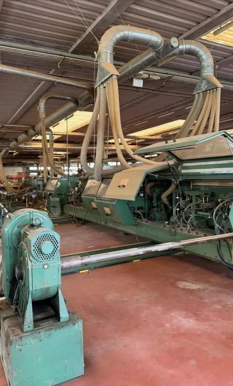 Gebruikt Complete Furniture Line I Productiefabriek