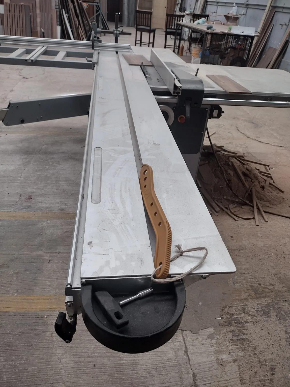 Usado Sierra de Mesa Deslizante Felder K 540 S I