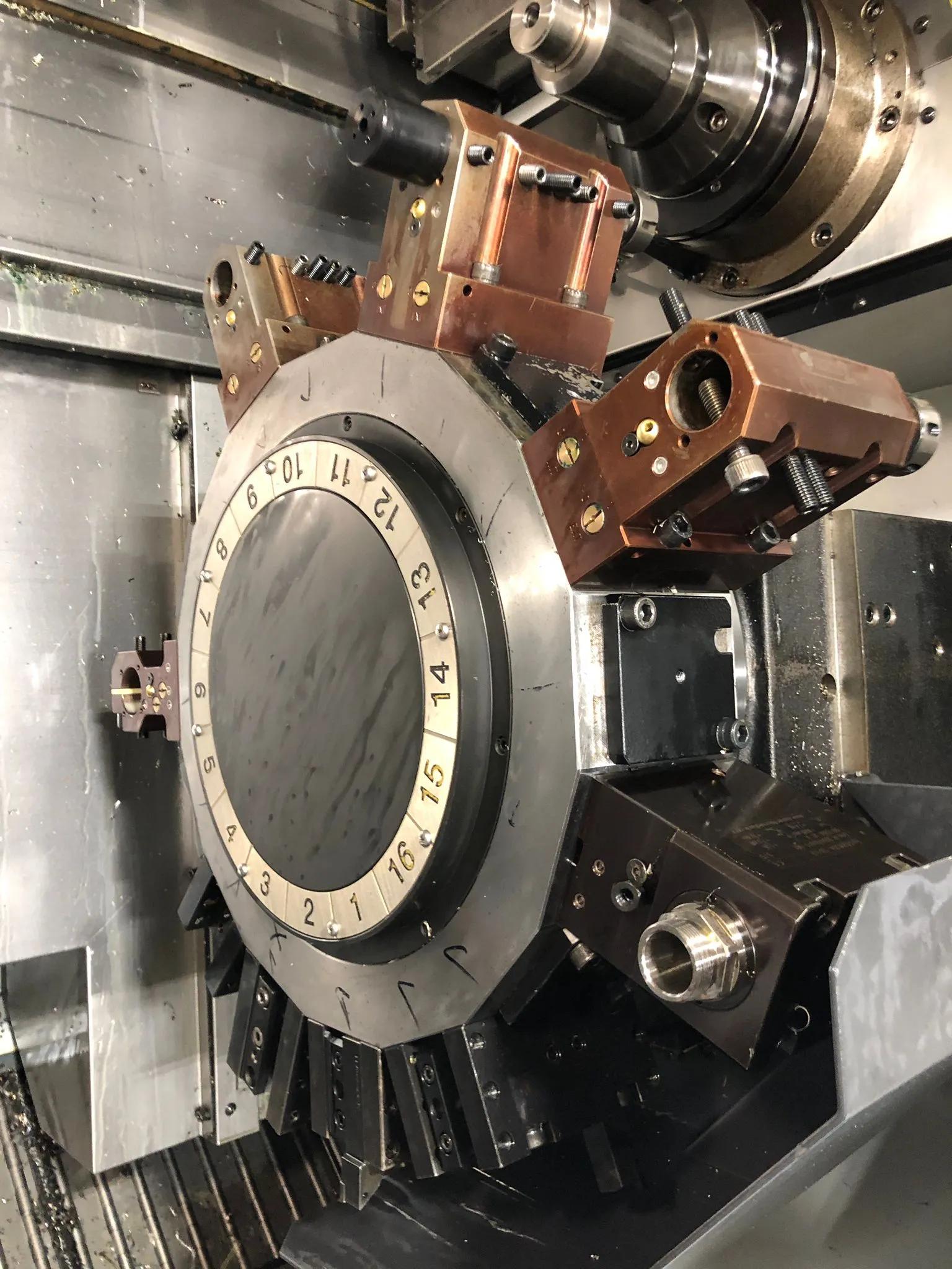 Gebruikt 2011 Mori Seiki NZ 2000 T2Y2