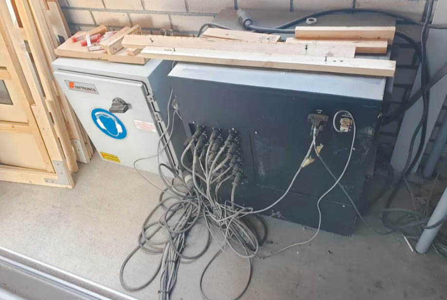 Used Sold Gerber Sabre 408 CNC Router at GLOMACHT BV Used Machinery