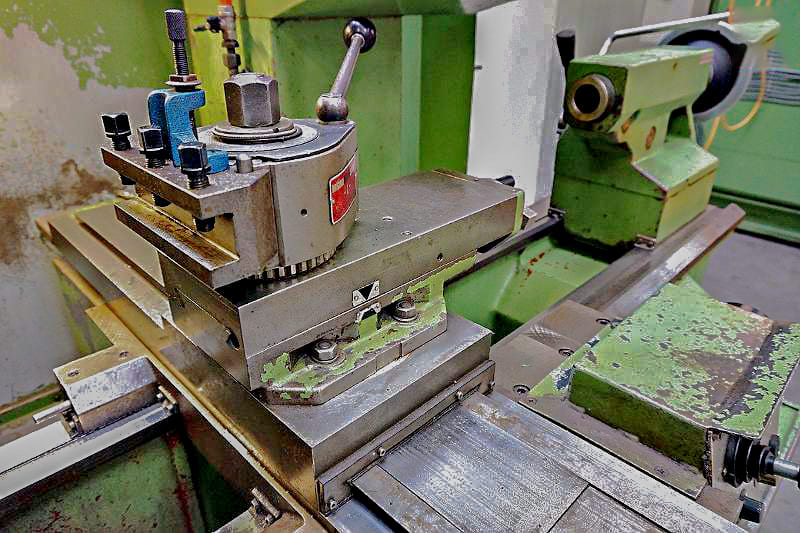 Gebruikt Voest Alpine Steinel W570E - Universele cyclusdraaibank - 1990