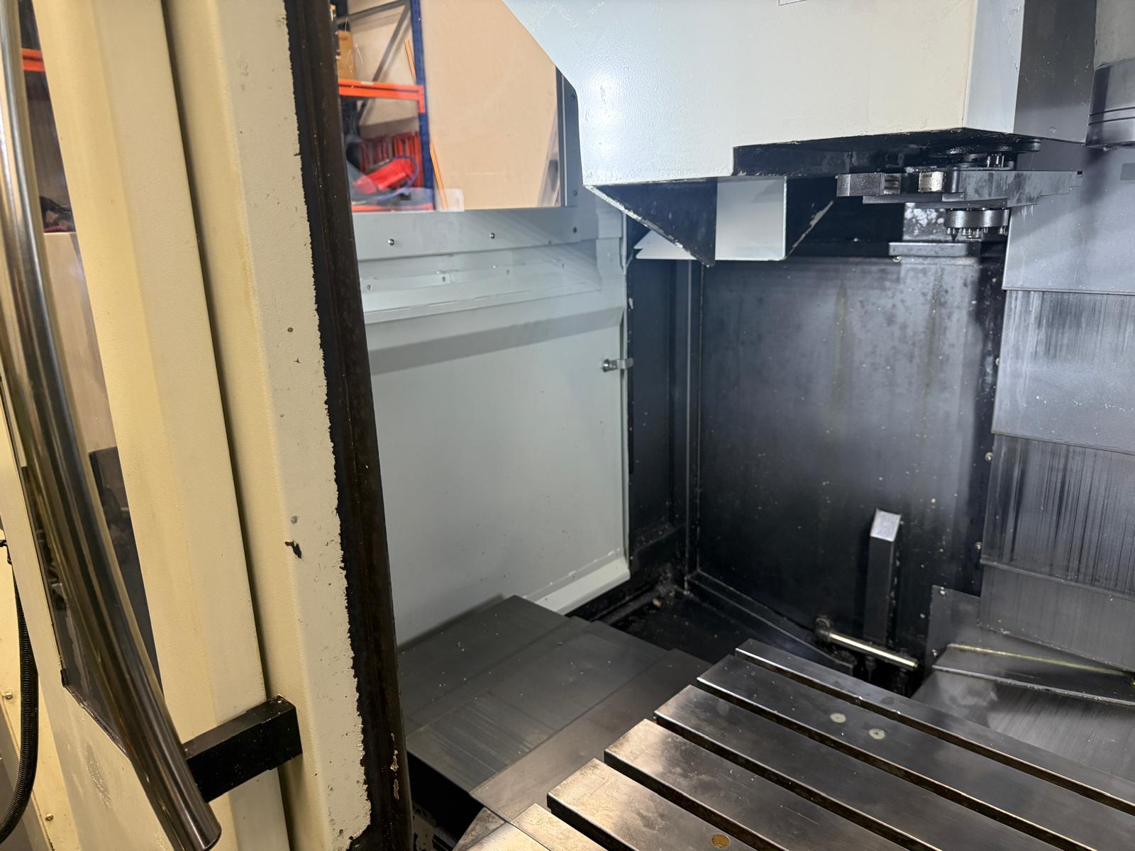 Used Bridgeport VMC610 XP3 I Vertical Machining Center I 2005
