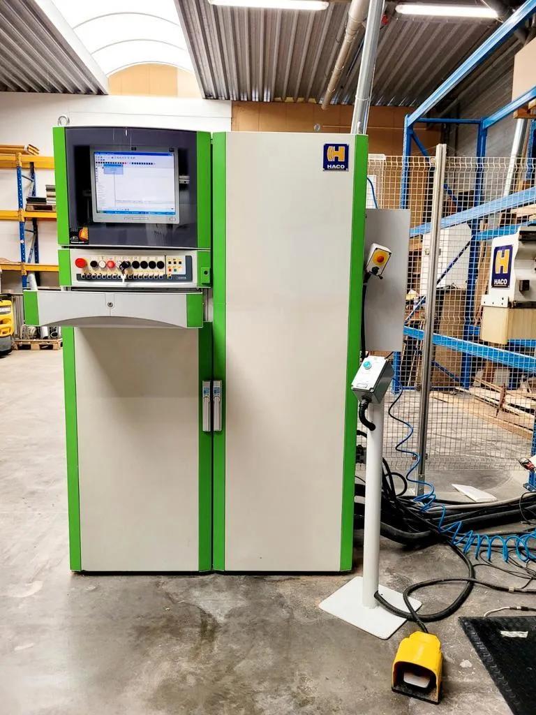 Usado Centro de mecanizado CNC Biesse Rover B 2.30 I