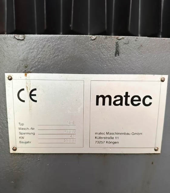 Used Matec 30L - Vertical Machining Center - 2000